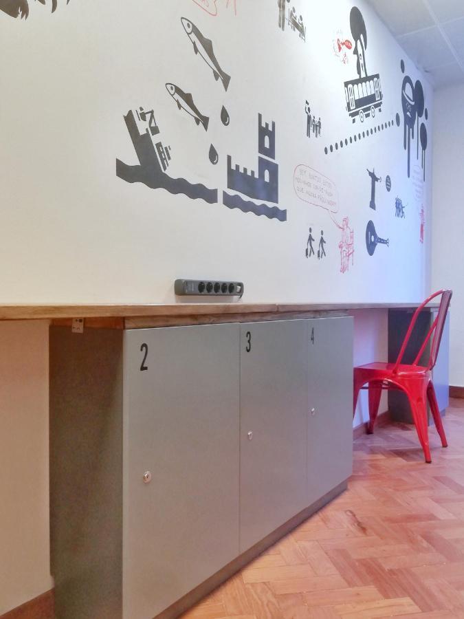 Cama em Dormitório Misto com 6 Camas