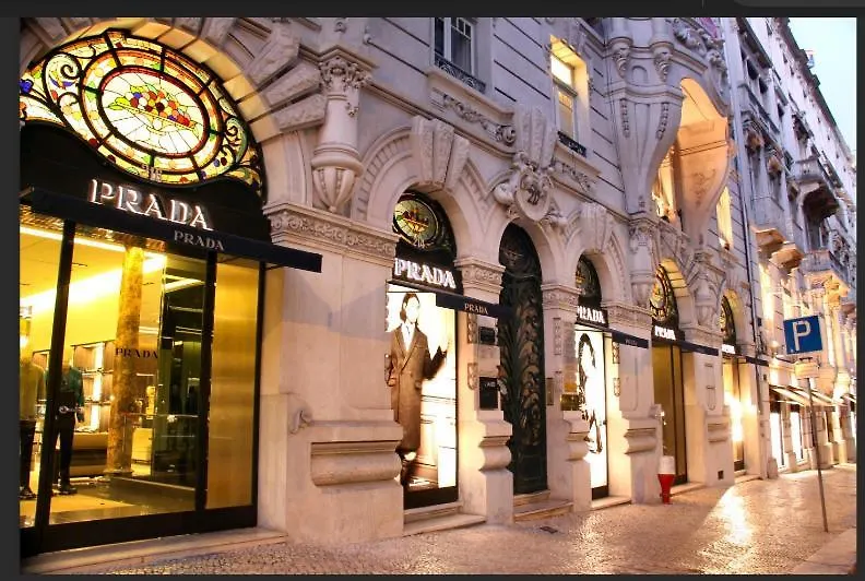 Suites Amalia Guesthouse Near Rossio Square-1
