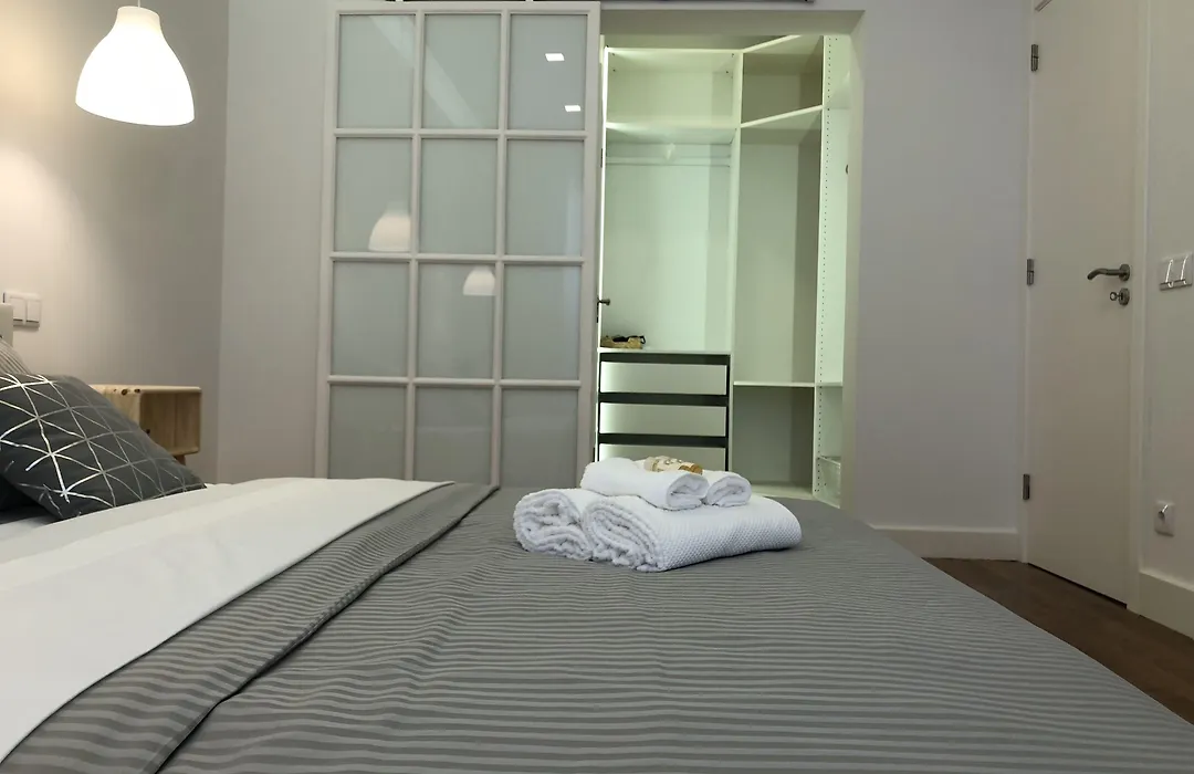 Hola Lisbon Suites-1