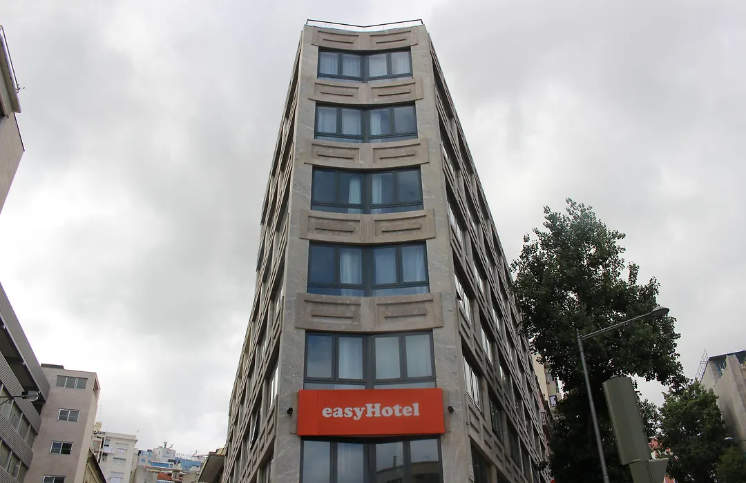 Easyhotel Lisbon-1