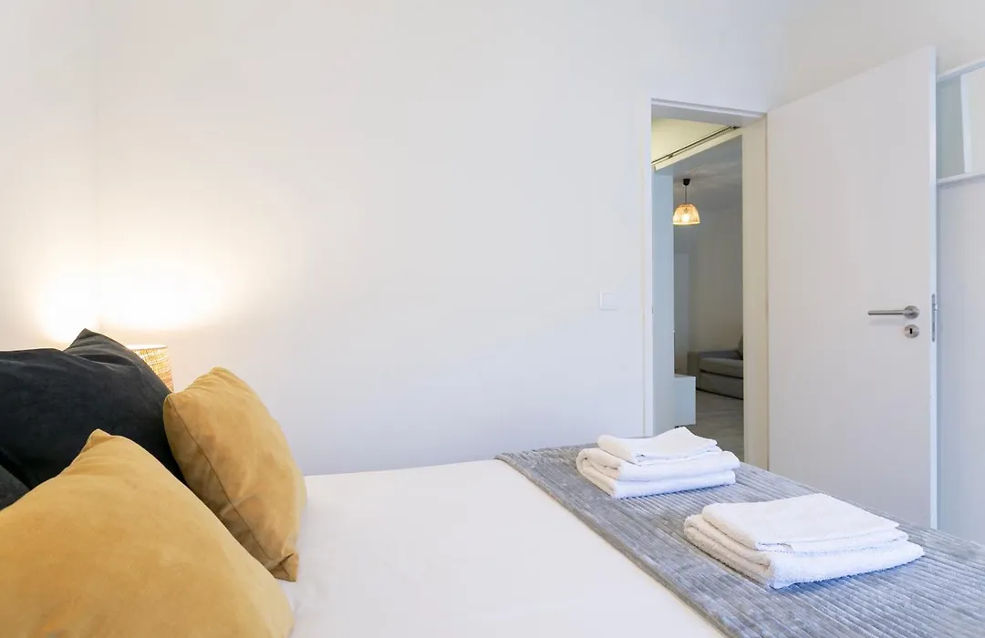 Castelo Picao Apartments-1