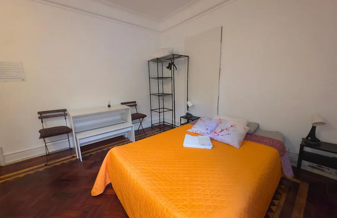 Mini Hostel in Lisbon-1