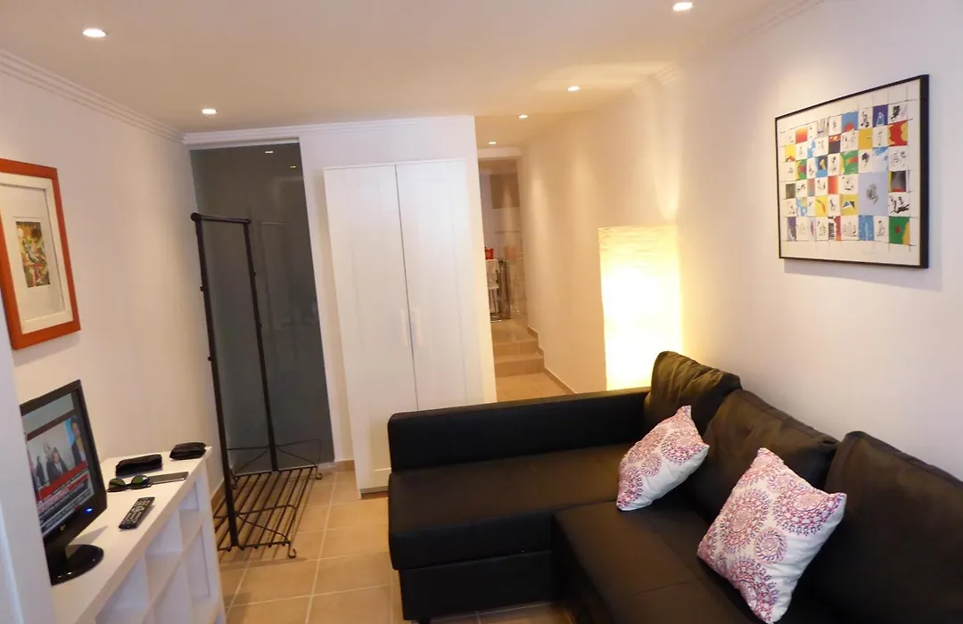 Dobairro Suites At Principe Real-1