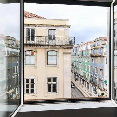 Lisbon Silver Flower - Flat In Lisbon Center-2