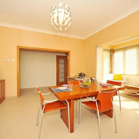 Cosy Bedrooms Guest House-2