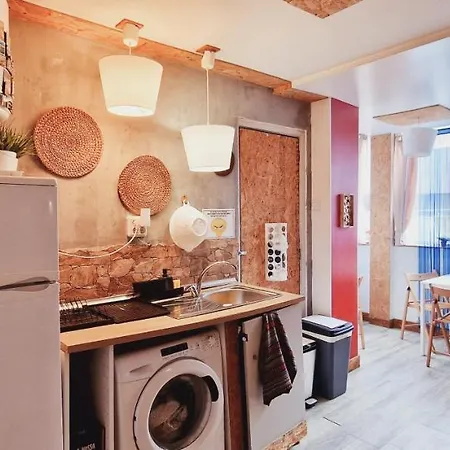 Mini Hostel in Lisbon-3