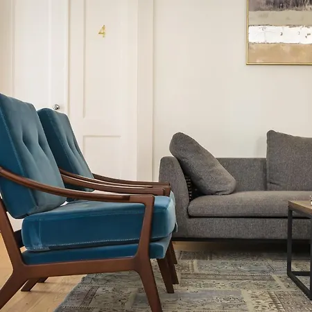 Santa Justa Prime Guesthouse-2