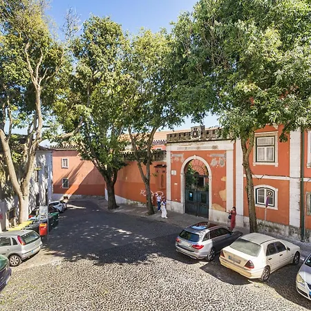 Guestready - Classical Portuguese Style Family Apt In Bohomeain Alfama-2