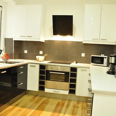 Marques Classy Apartment By Be@Home-2