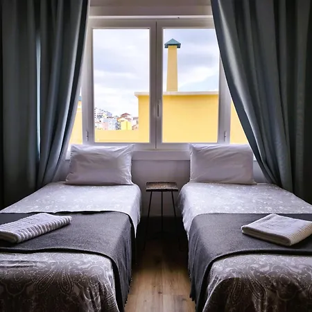 Ey Lisbon Guesthouse-3