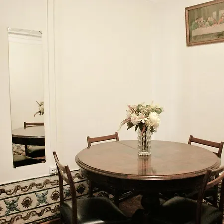 Azulejos Cais Sodré B&B-2
