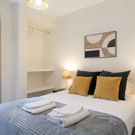Castelo Picao Apartments-3