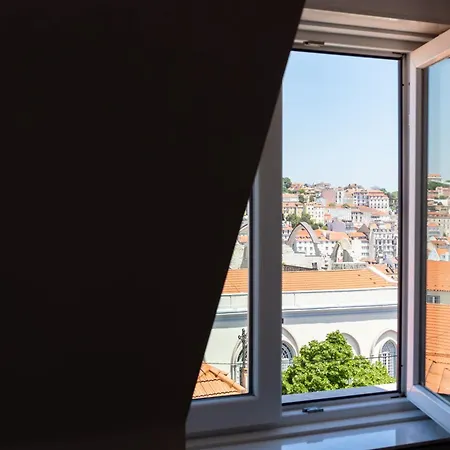 Lisboa Carmo Hotel-3