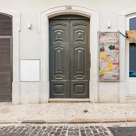 Whome Av Da Liberdade Deluxe Apartment With Ac And Parking-3