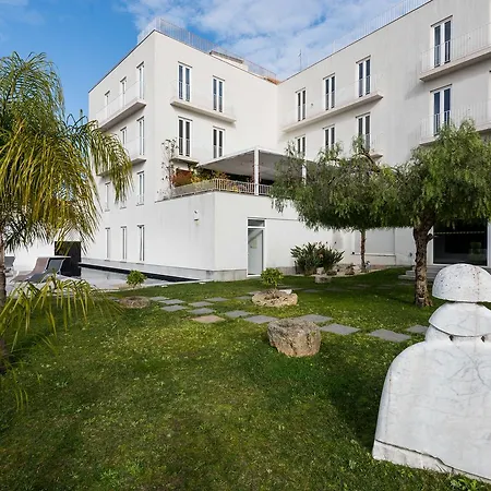 Hotel Pateo - Lisbon Lounge Suites-2
