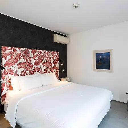 Hotel Pateo - Lisbon Lounge Suites-3