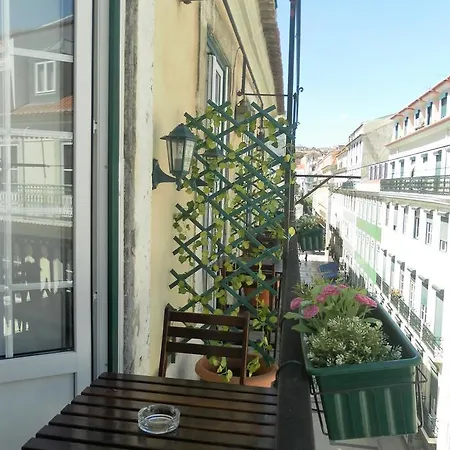New Aljubarrota Guest House-3