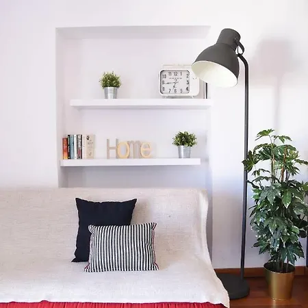 Portuguese Classic Flat - River Views From Lisbon S Historic Heart-2