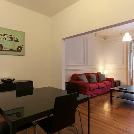 Lisbon City Center Apartment-2