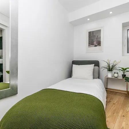 Lisbon Town Center Apartment-2