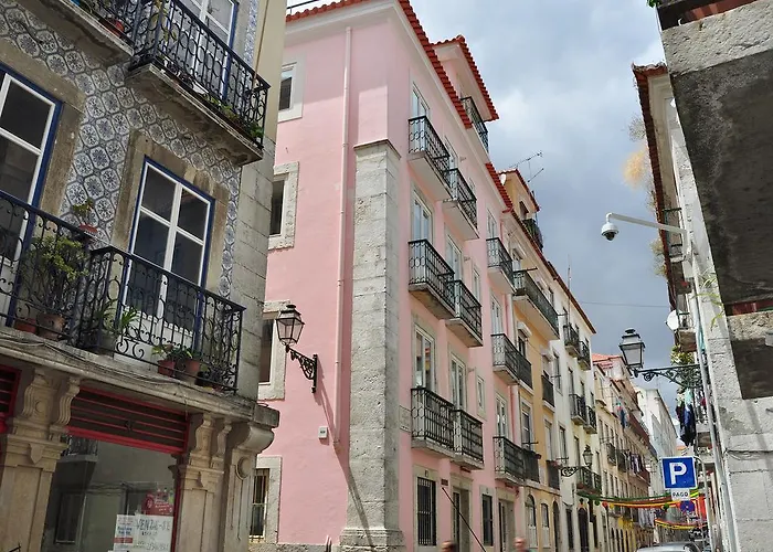 Hello Lisbon Bairro Alto Apartments