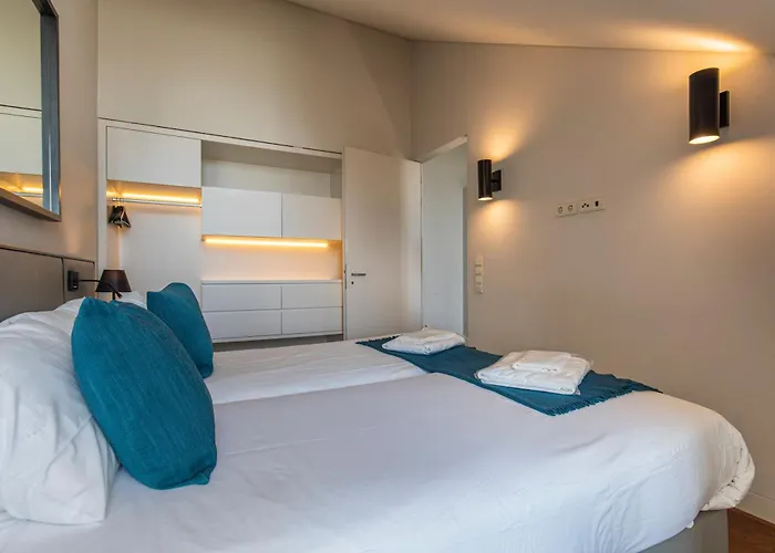 8 Building Apartments Lisboa