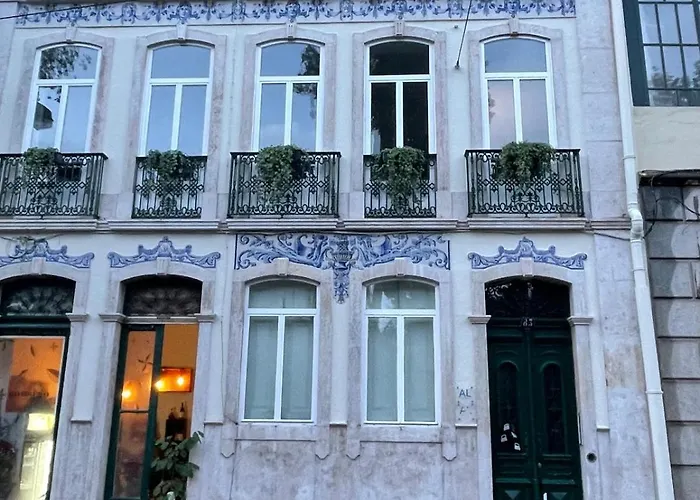 Lisbon Dreams Estrela Suites